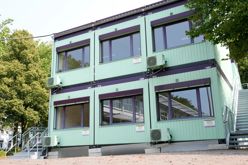 X-class Schulanlage in Wesel, Außenansicht